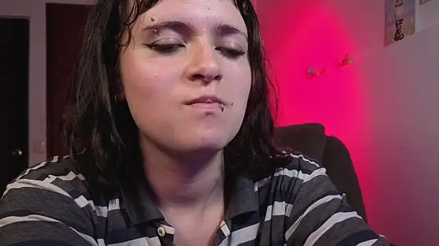 Snapshot of NEXT_DOOR_GIRL_ chatting on 28, 4, 2026 NEXT DOOR GIRL online show from 28, 4, 2026