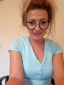 Selenna emma online show from 25, 9, 2025