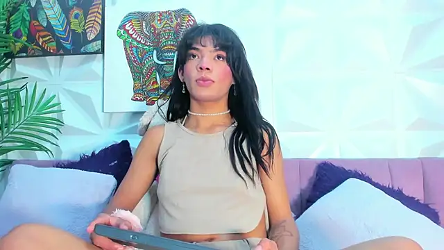 Briyit Doll online show from 8, 6, 2026