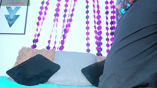 Briyit Doll online show from 16, 10, 2025