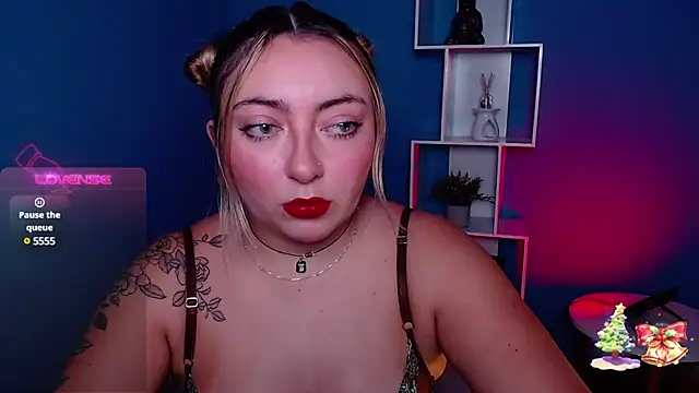 miaawild online show from 20, 12, 2024