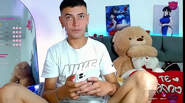  snopyy  online show from 13, 3, 2025