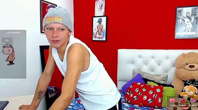  snopyy  online show from 10, 1, 2025