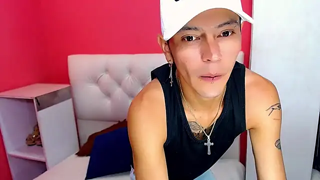 snopyy  online show from 18, 2, 2025