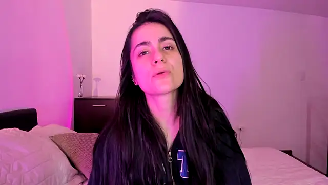 guccipussy1 online show from 14, 3, 2025