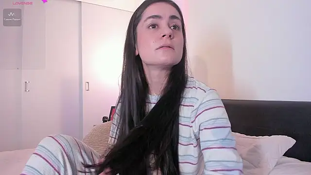 guccipussy1 online show from 29, 1, 2025