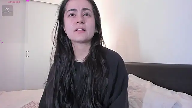 guccipussy1 online show from 23, 1, 2025