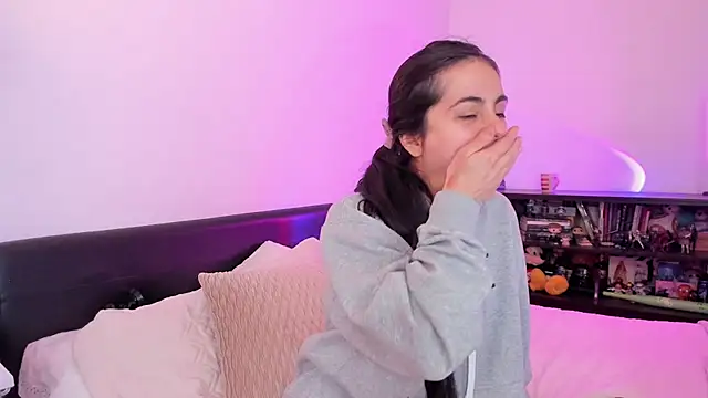 guccipussy1 online show from 21, 2, 2025