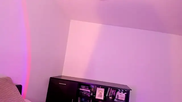 guccipussy1 online show from 27, 2, 2025