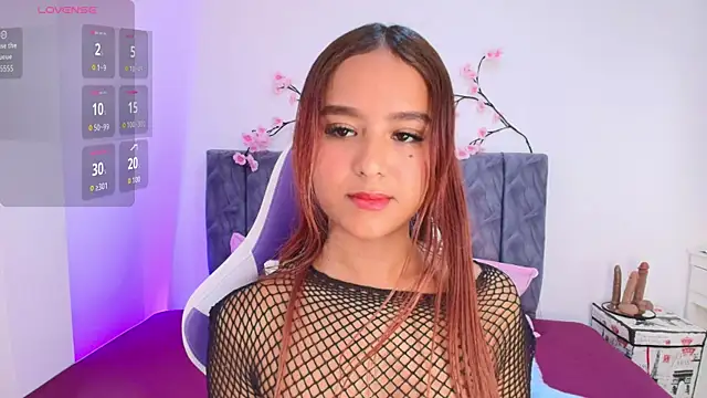 Snapshot of Sophiee_Velvet chatting on 20, 6, 2026 Sophiee Velvet online show from 20, 6, 2026