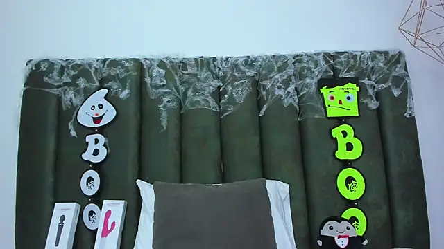 Snapshot of ThailyCherry chatting on 24, 10, 2025 ThailyCherry online show from 24, 10, 2025