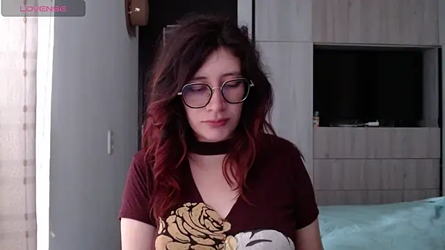Snapshot of mariana124- chatting on 22, 2, 2025 mariana124- online show from 22, 2, 2025