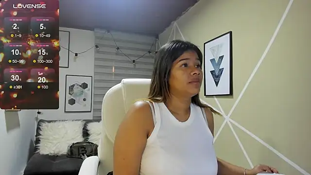 Enma  clark online show from 16, 12, 2025