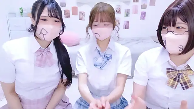 Snapshot of Rico-pin chatting on 8, 10, 2025 Rico-pin online show from 8, 10, 2025