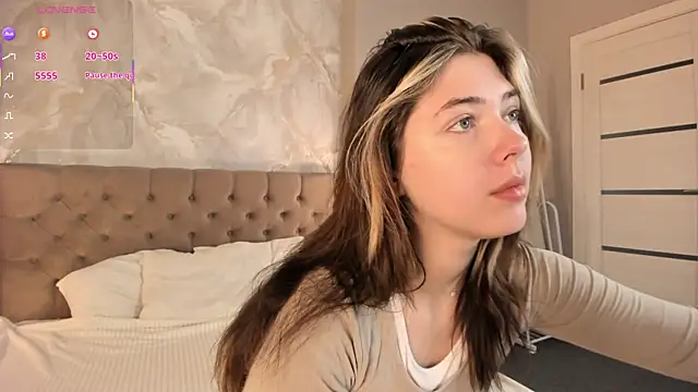 Vanessa Walters online show from 4, 4, 2026