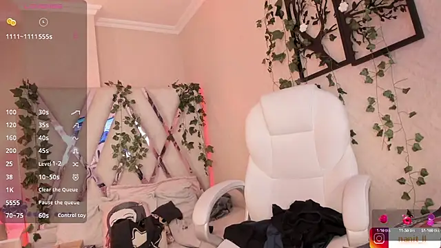 Punkys  online show from 11, 10, 2025