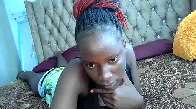 queen-goddess online show from 19, 12, 2024