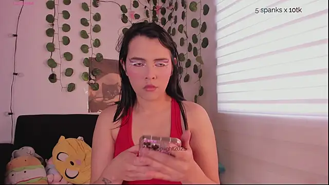 moonliiiight1 online show from 7, 10, 2025