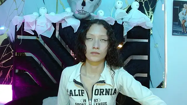 abbycutecs online show from 29, 10, 2025