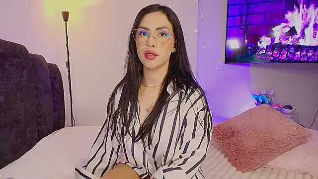 Maya Bluee online show from 20, 4, 2026