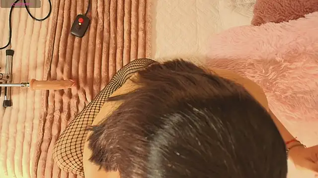 Maya Bluee online show from 2, 3, 2026