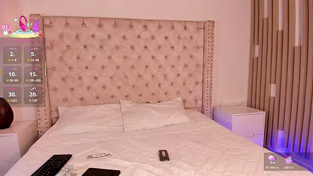 Maya Bluee online show from 15, 12, 2025