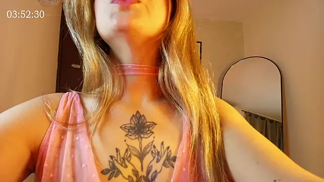 SweetJennaa online show from 26, 6, 2026