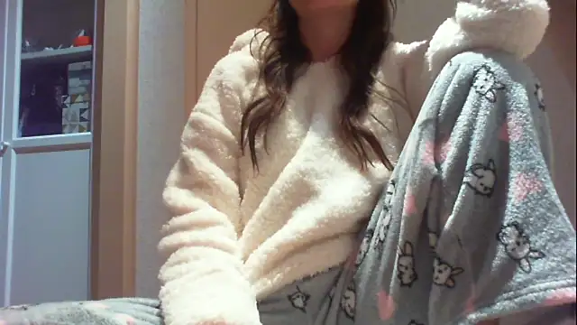 Snapshot of khu_yam chatting on 1, 12, 2024 khu yam online show from 1, 12, 2024