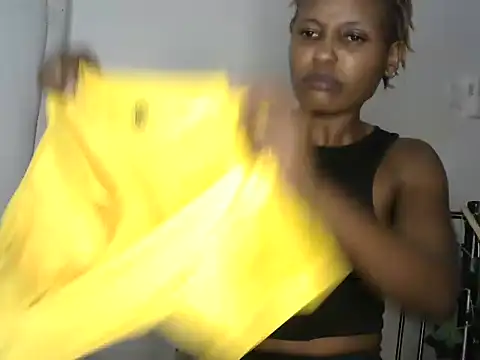 Candykitten online show from 9, 3, 2025