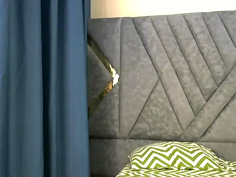 vannessa online show from 25, 10, 2025