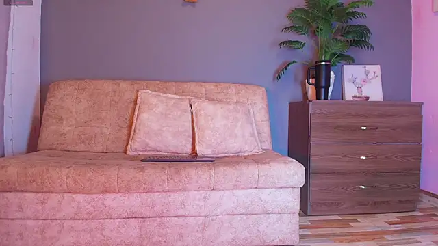 jade brunnette online show from 23, 4, 2026