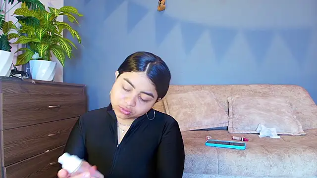 Snapshot of jade_brunnette chatting on 30, 6, 2026 jade brunnette online show from 30, 6, 2026