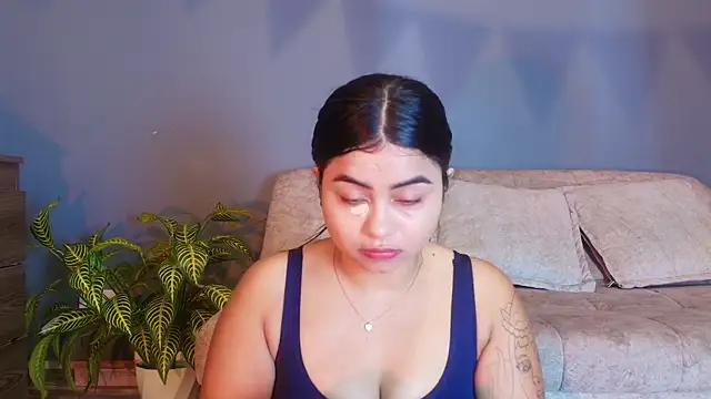 Snapshot of jade_brunnette chatting on 19, 6, 2026 jade brunnette online show from 19, 6, 2026