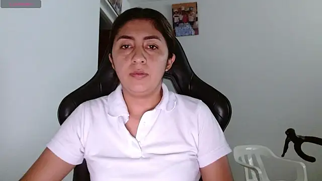 Snapshot of danna_peterson1 chatting on 2, 5, 2026 danna peterson1 online show from 2, 5, 2026