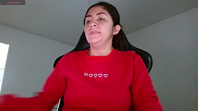 Snapshot of danna_peterson1 chatting on 26, 5, 2026 danna peterson1 online show from 26, 5, 2026