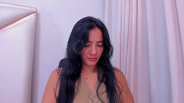 Snapshot of DashaFoxxx chatting on 21, 10, 2025 DashaFoxxx online show from 21, 10, 2025