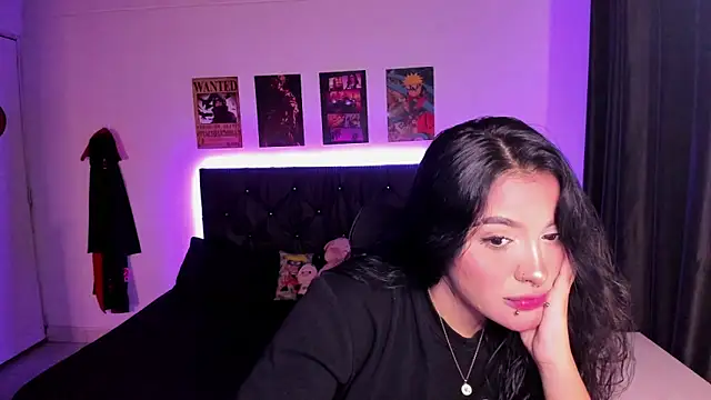 Mariana Hasper  online show from 20, 9, 2025