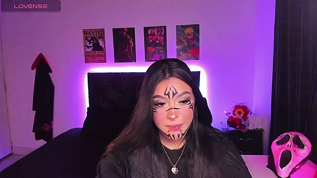 Mariana Hasper  online show from 1, 11, 2025