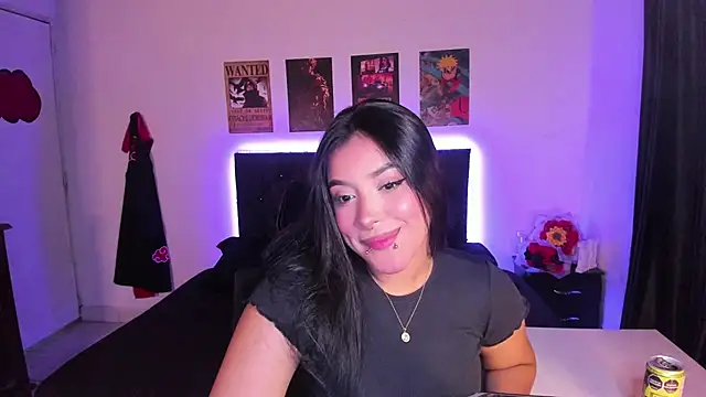 Mariana Hasper  online show from 10, 9, 2025