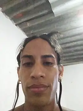 Snapshot of AlexaWarner chatting on 3, 11, 2025 AlexaWarner online show from 3, 11, 2025