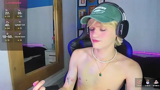 VladHellsing4 online show from 17, 9, 2025