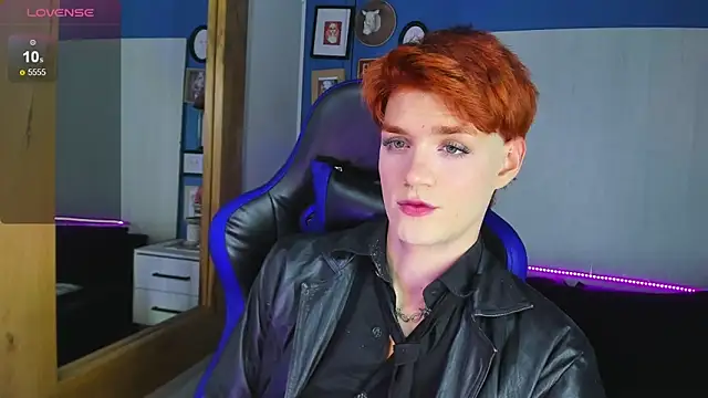 VladHellsing4 online show from 2, 10, 2025