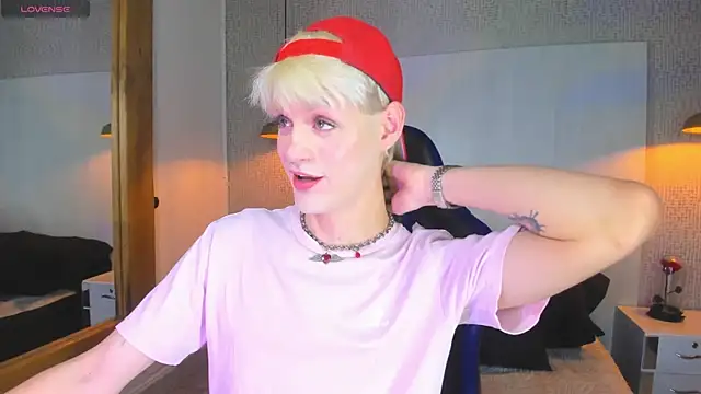 VladHellsing4 online show from 24, 3, 2026