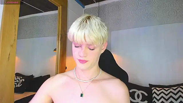 VladHellsing4 online show from 21, 2, 2026