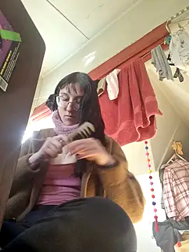 Afrania online show from 8, 10, 2025