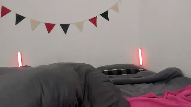 MiaDavis21 online show from 15, 10, 2025