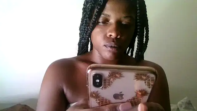 Snapshot of CaramelGoddessxoxo chatting on 15, 7, 2026 CaramelGoddessxoxo online show from 15, 7, 2026