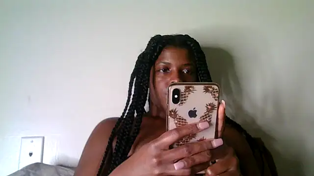 Snapshot of CaramelGoddessxoxo chatting on 8, 7, 2026 CaramelGoddessxoxo online show from 8, 7, 2026