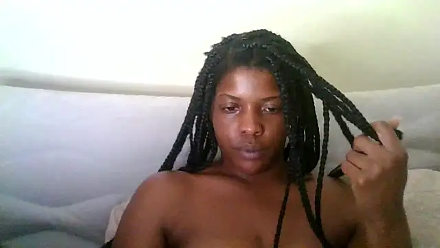 Snapshot of CaramelGoddessxoxo chatting on 14, 6, 2026 CaramelGoddessxoxo online show from 14, 6, 2026