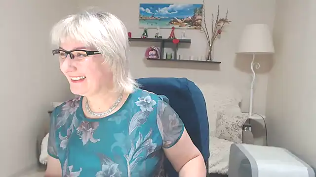 FleurMays online show from 9, 2, 2025